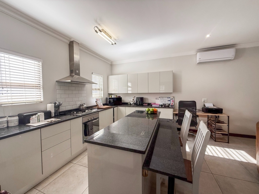 3 Bedroom Property for Sale in Melodie North West